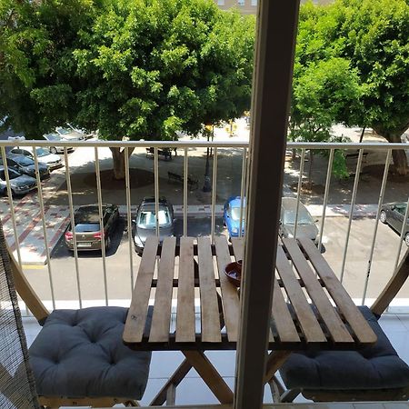 Habitaciones En Apartamento Compartido Delicias Room Cerca Del Mar, Aeropuerto, Ave Y Metro Málaga Esterno foto